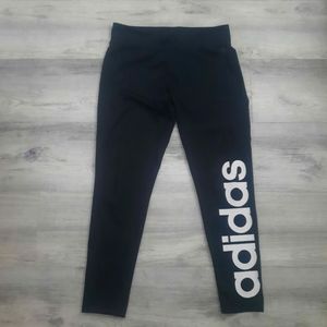 ⭐️ Adidas Leggings